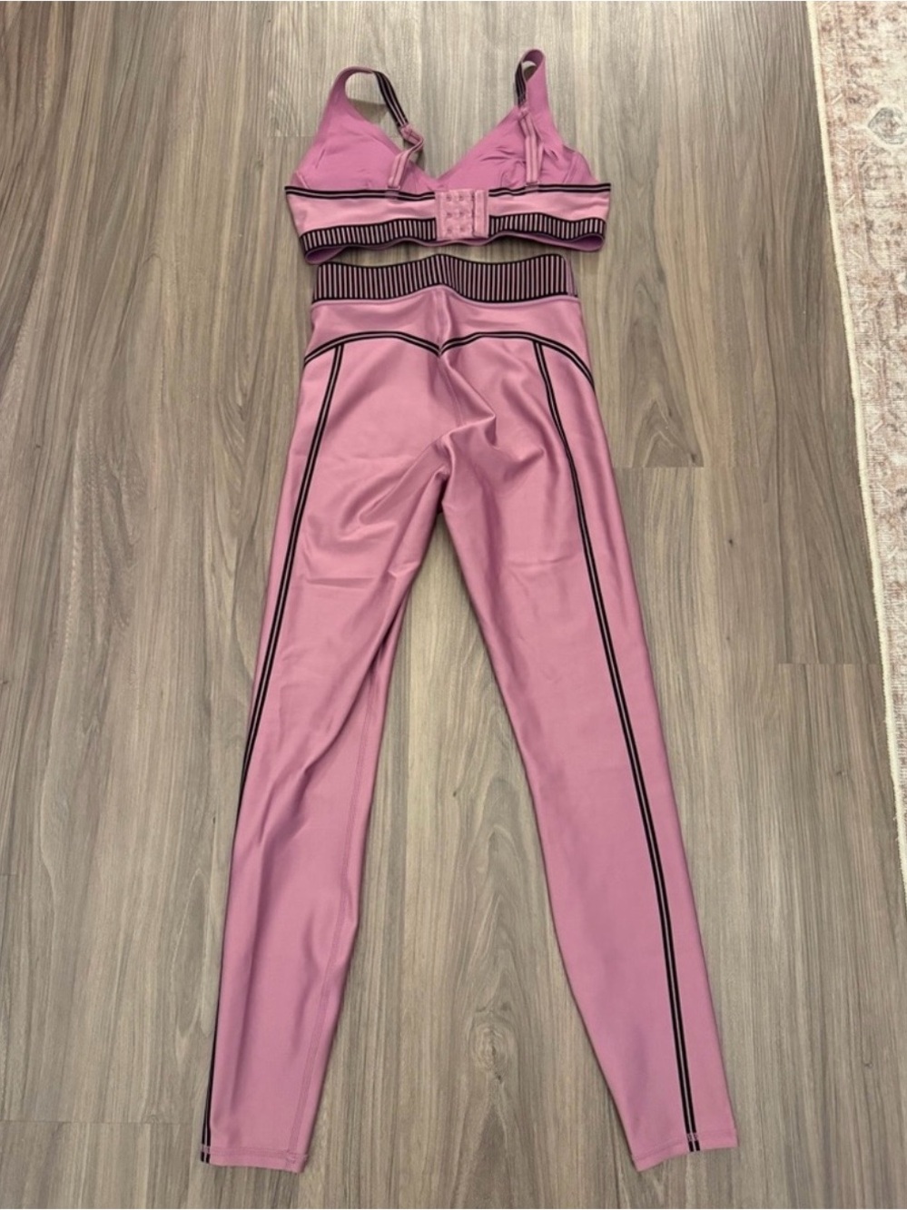 ALO Yoga Pink High-Waist Leggings & Bra Set XS NWOT - Picture 2 of 2